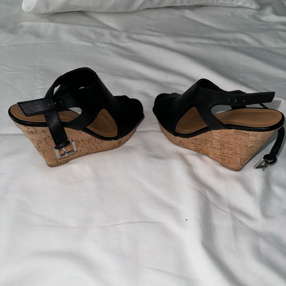 Le Chateau cork wedges - Picture 4 of 5